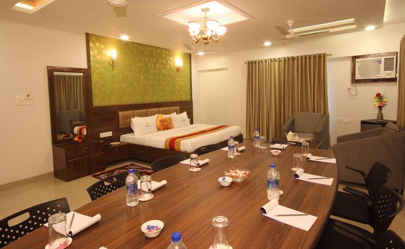 Hotel Royal Park Residency Thane Esterno foto